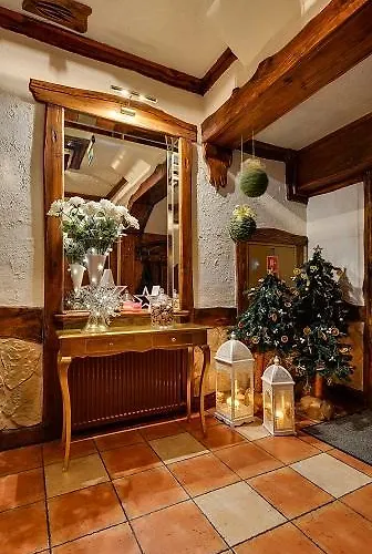 - Karczma Klimtowka Hotel Wolbrom